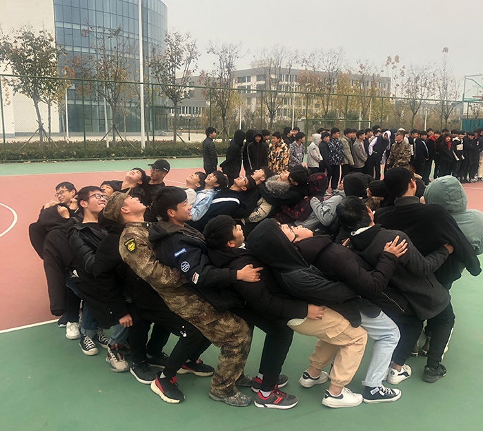 軍訓(xùn)拓展學(xué)校